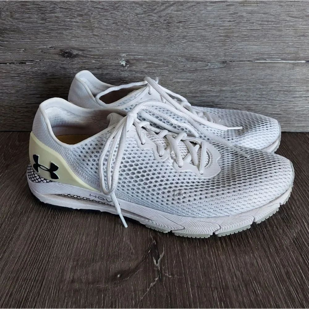 Under Armour HOVR Sonic 4 Mens White Running Shoes Size 8